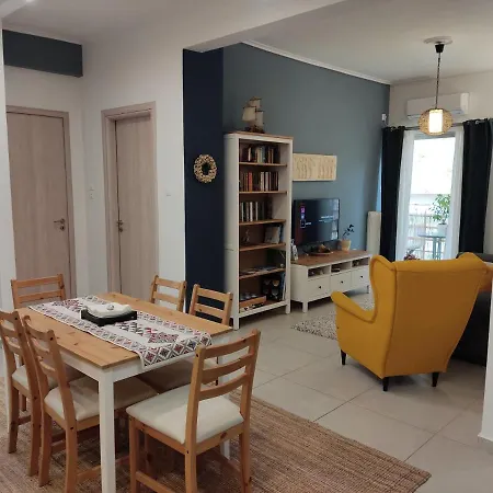 & Comfortable, 70m² In Neos Kosmos Apartment