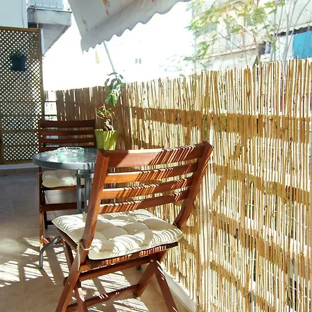 & Comfortable, 70m² In Neos Kosmos * Athens